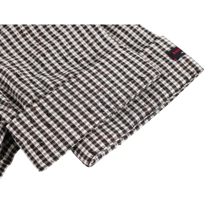 The sleeves of the clothes