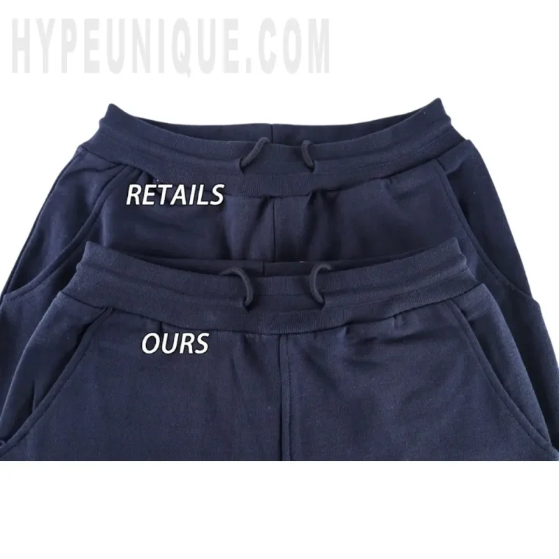 Elastic waistband detail image of the pants