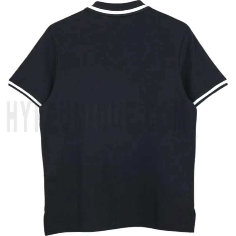 The back of the black clothes