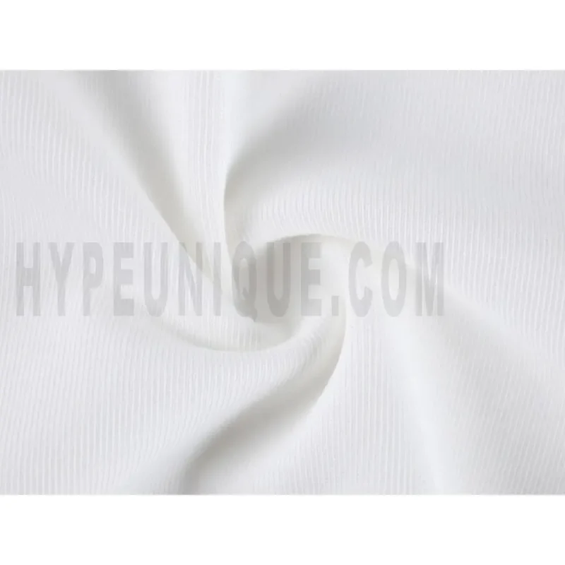 Precision-cut with wrinkle-resistant soft fabric.