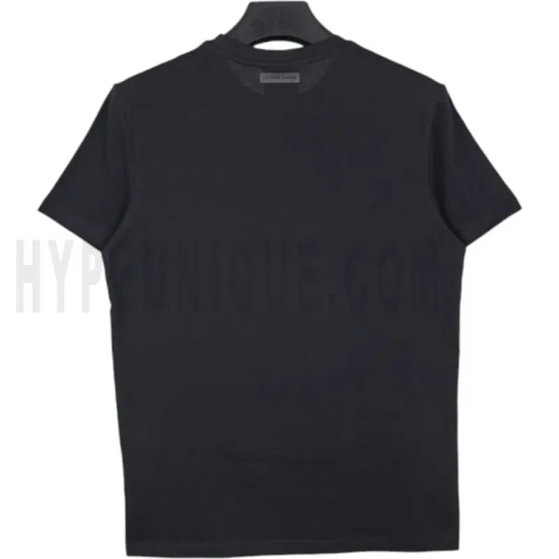 The back of the black clothes