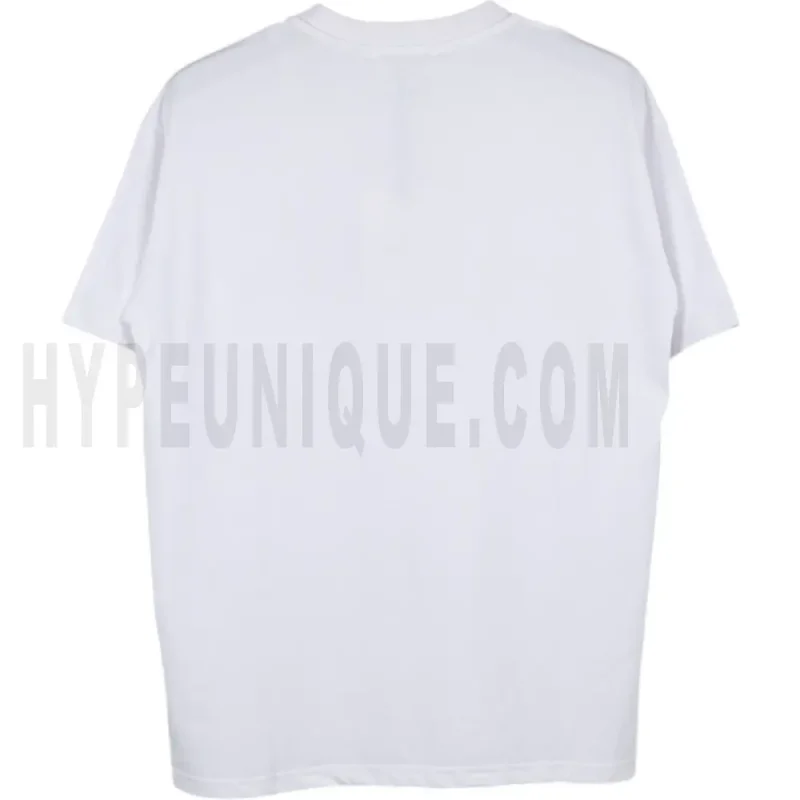 The back of the white clothes
