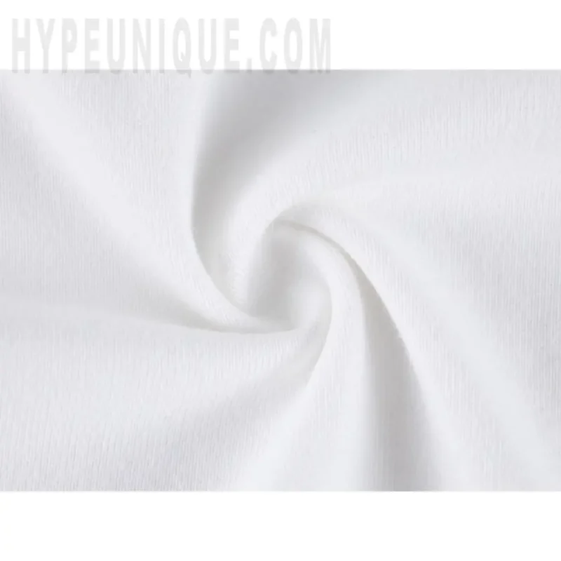 Precision-cut with wrinkle-resistant soft fabric.