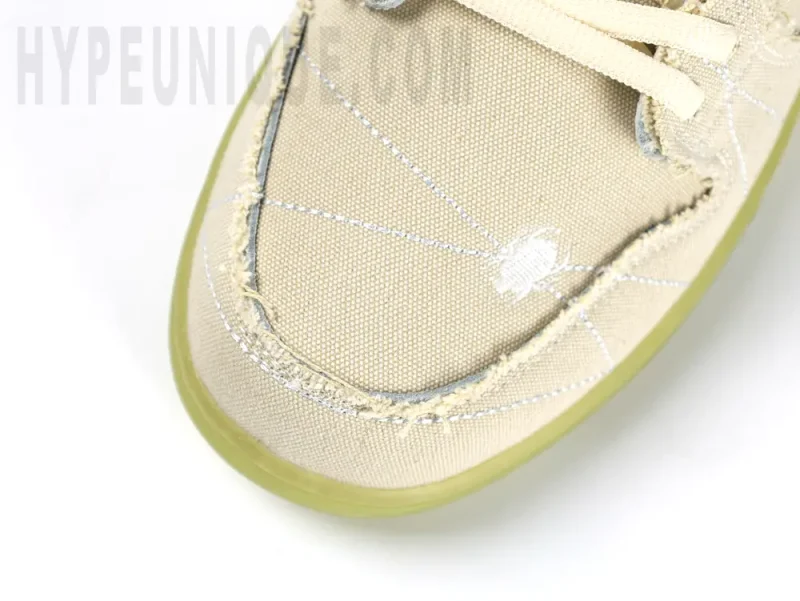 Toe cap (from above)