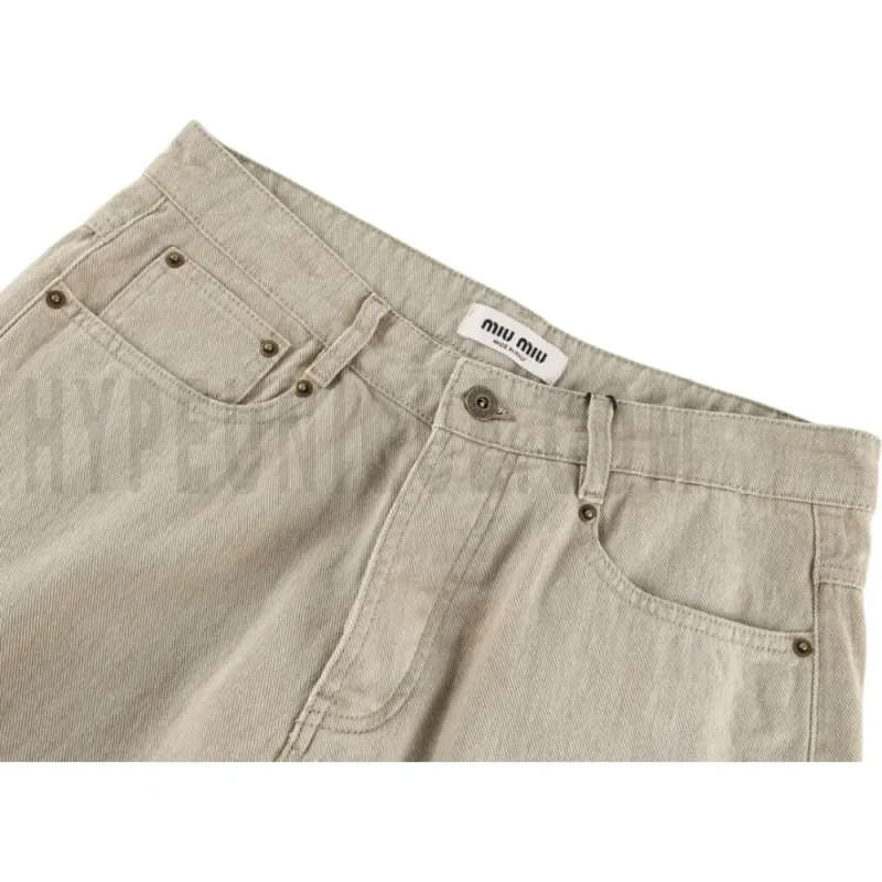 Waistband of the trousers