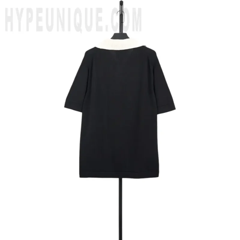 The back of the clothes