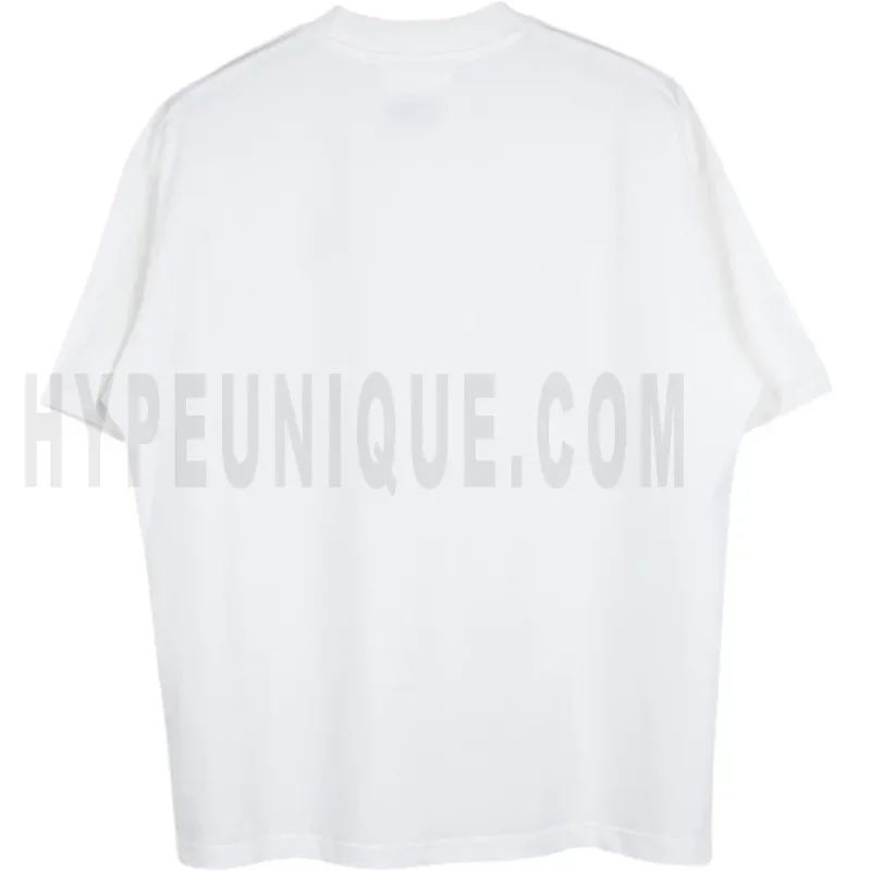 The back of the white clothes