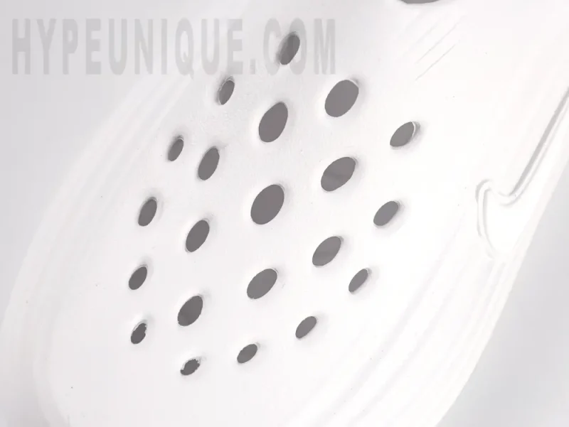 White mesh