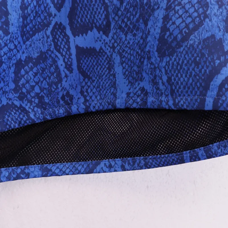 Leg opening detail image of the pants
