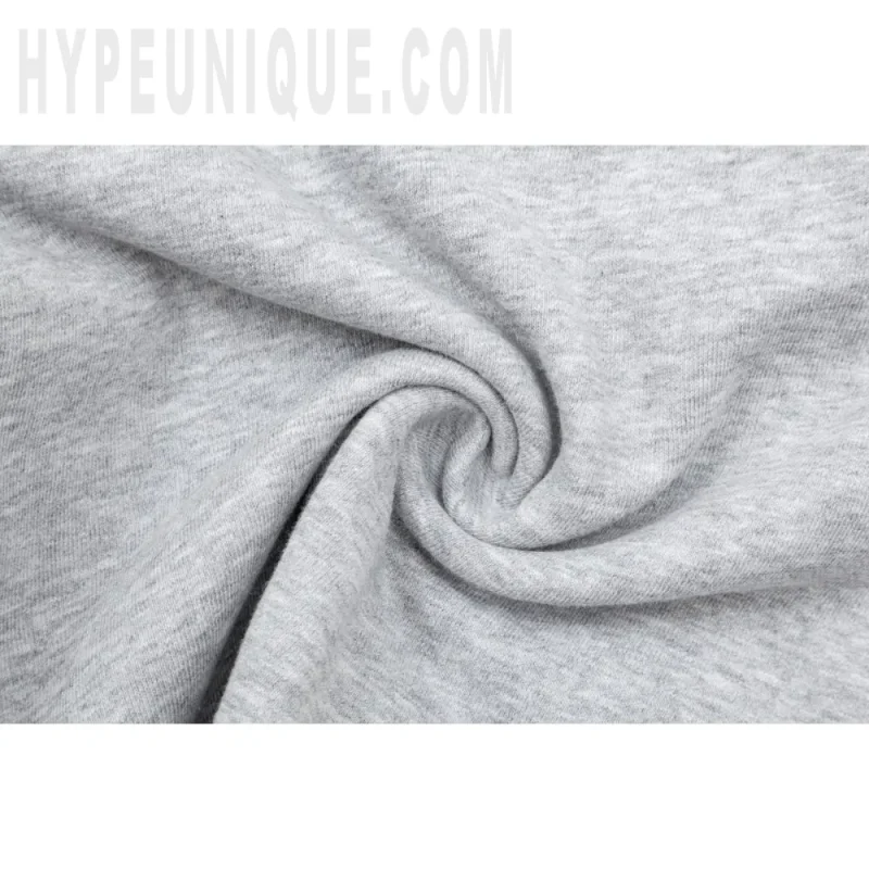 Precision-cut with wrinkle-resistant soft fabric.