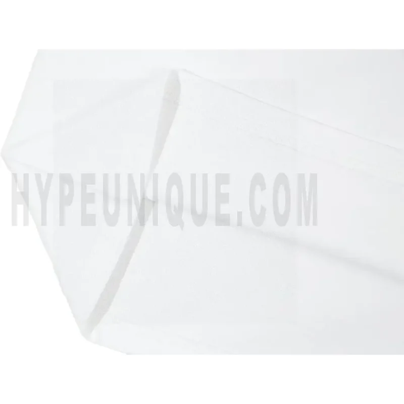Precision-cut with wrinkle-resistant soft fabric.