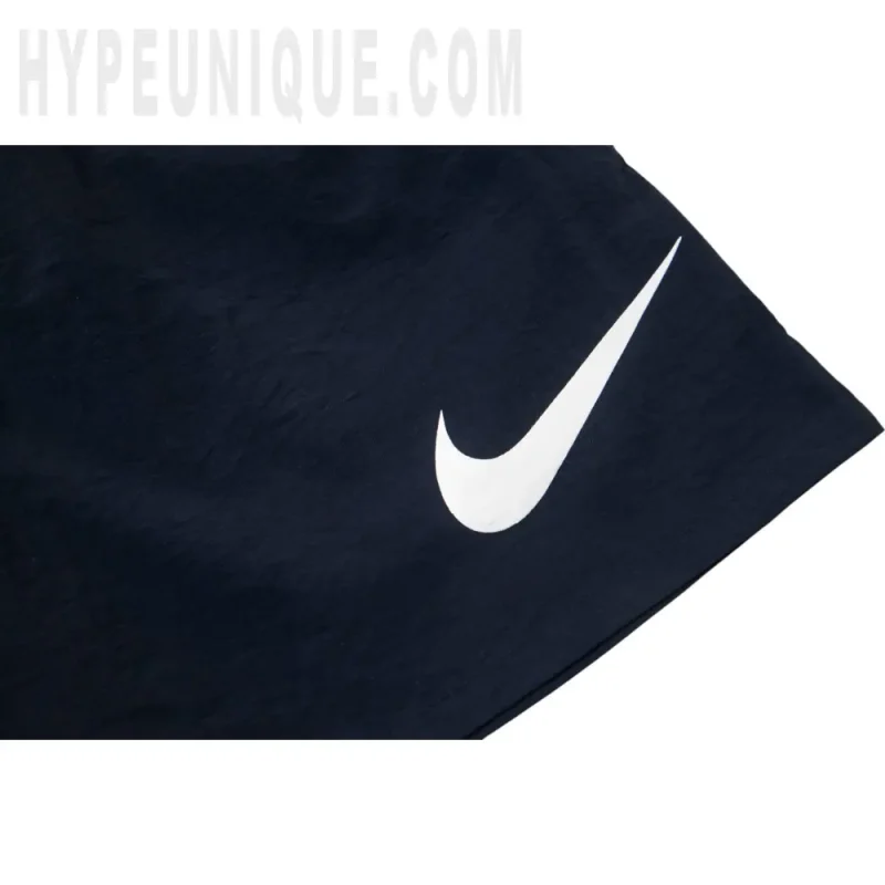 Back brand logo print on the shorts.