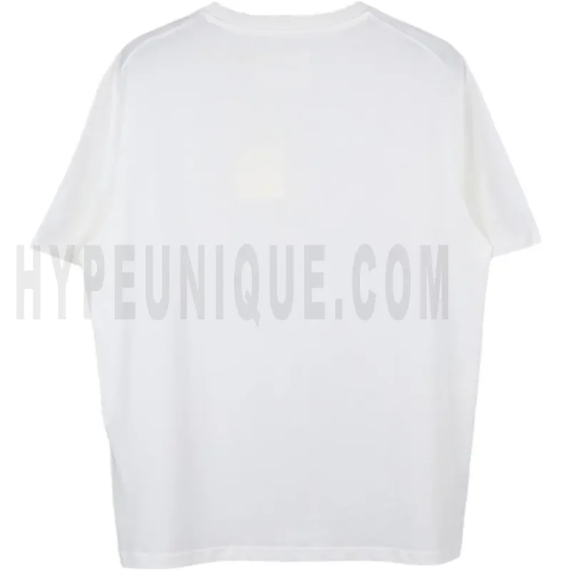 The back of the white clothes