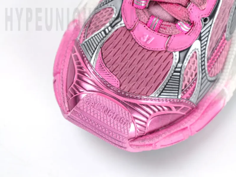 the pink toe