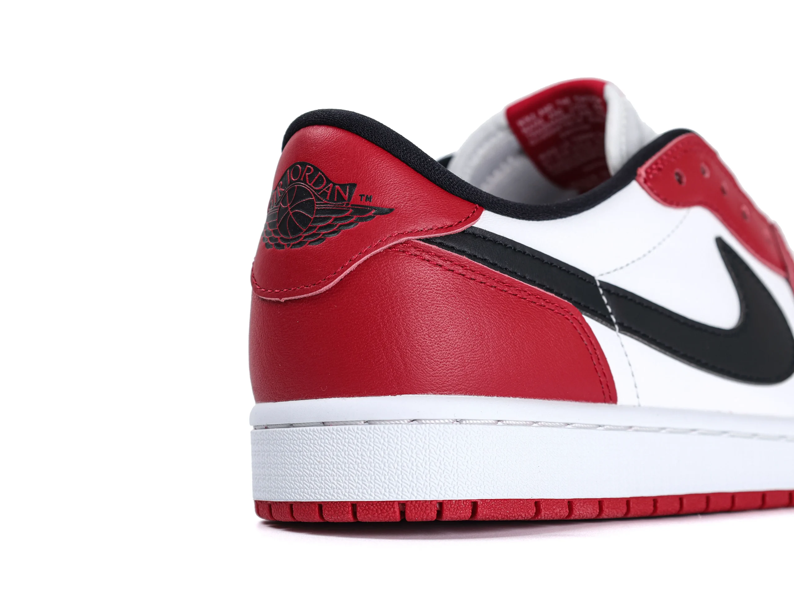 TbKicks Jordan 1 Retro Low OG Chicago (2025)