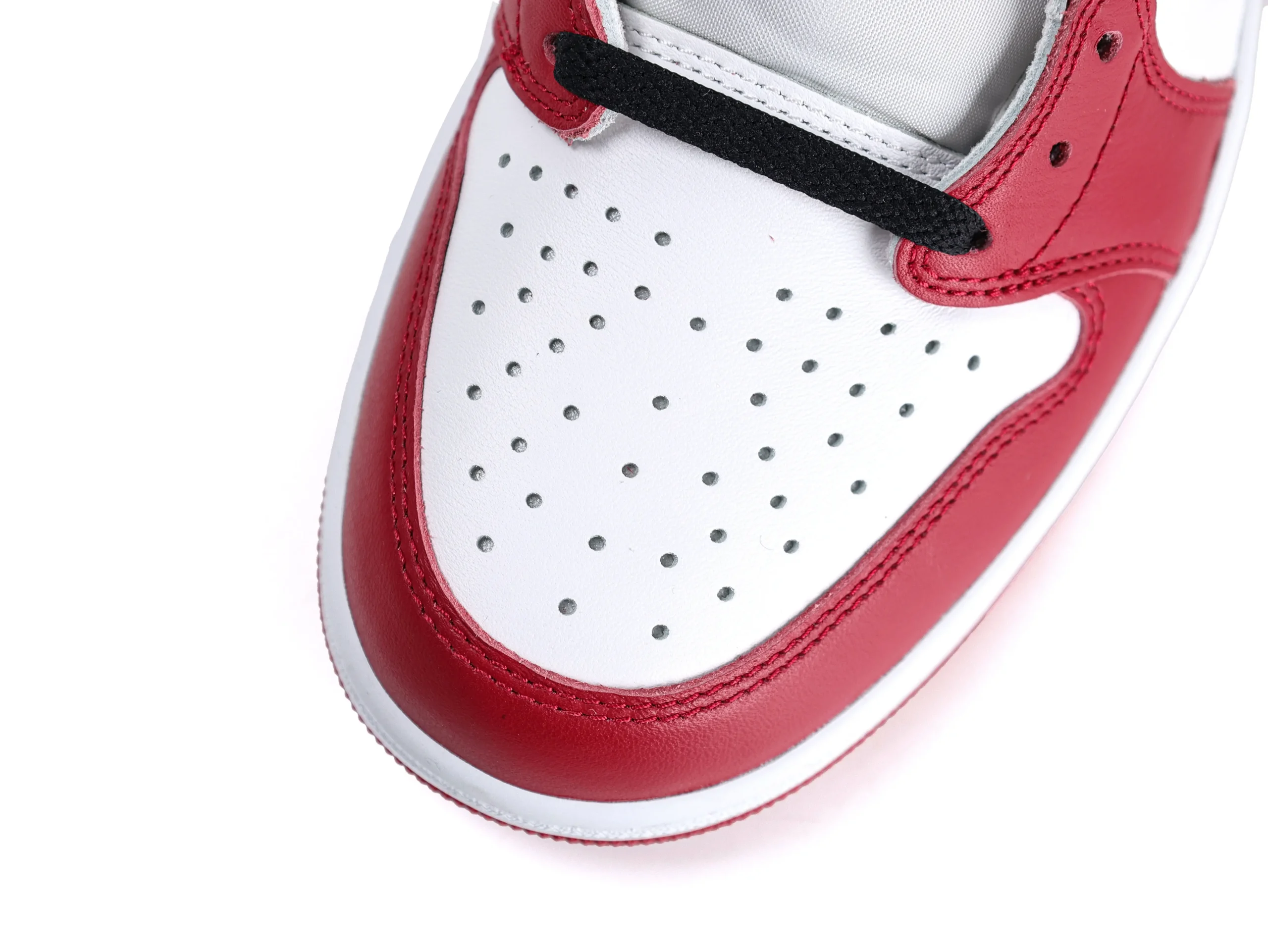 TbKicks Jordan 1 Retro Low OG Chicago (2025)