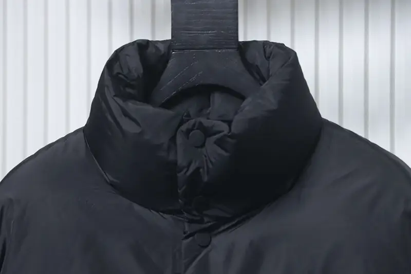 TbKicks AMI Embossed Heart Down