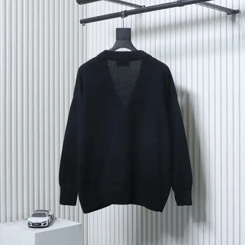 TbKicks AMI Embroidered Micro-Label Heart Cardigan Sweater