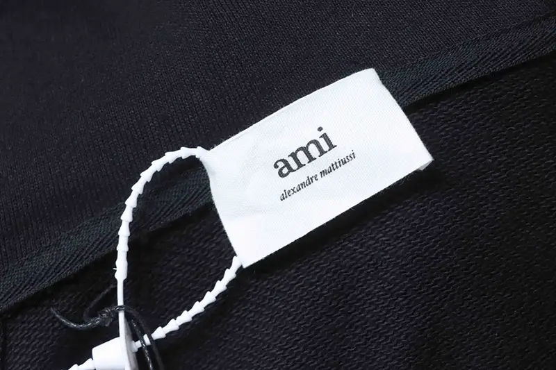 AMI Heart Logo Embroidered Hoodie
