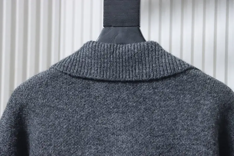 AMI Heart Logo Turn-down Collar Polo Sweater