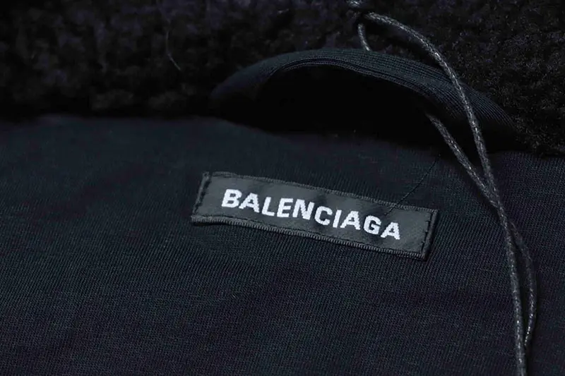 BLCG 25FW Logo Large Ring Lambswool Jacket