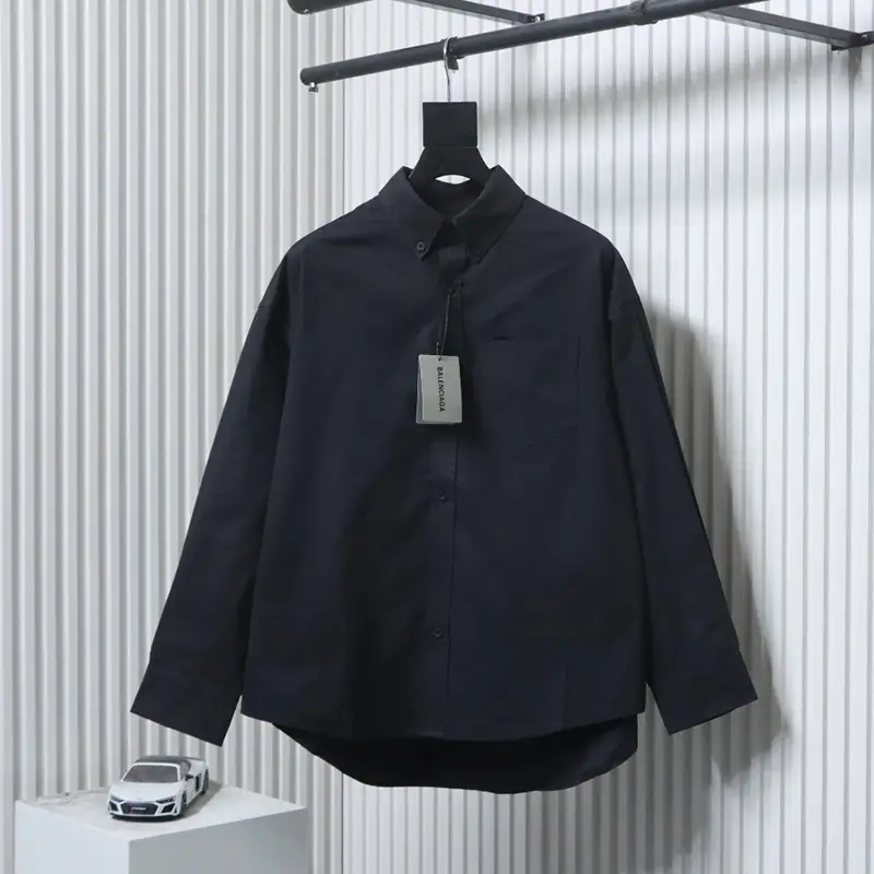 TbKicks Blcg Classic Back Rhinestone Letter Logo Shirt