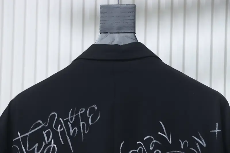 TbKicks Blcg Logo Graffiti Suit