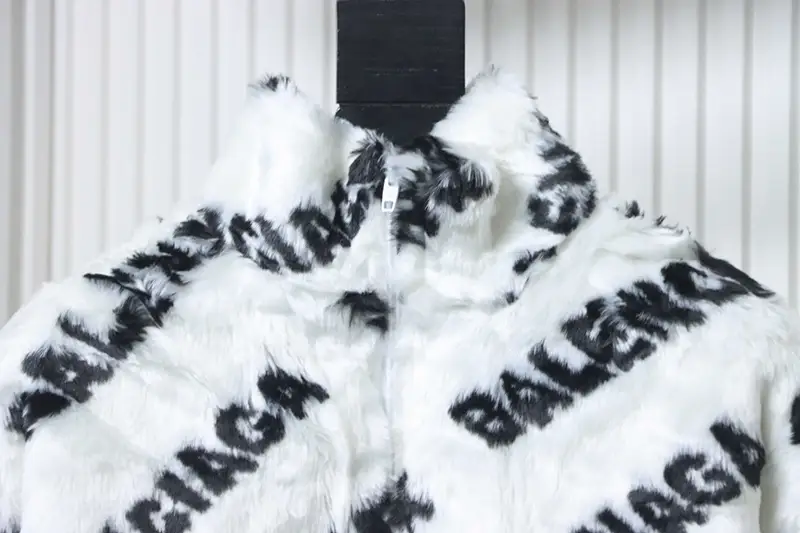 TbKicks Blcg Logo Teddy Bear Short Rabbit Fur Coat