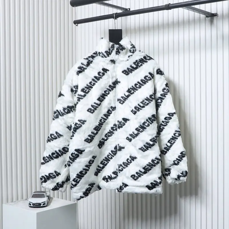 TbKicks Blcg Logo Teddy Bear Short Rabbit Fur Coat