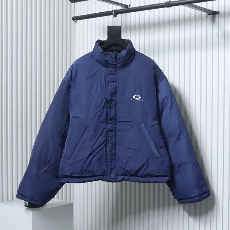 TbKicks Blcg Pin Logo Reversible Down Jacket