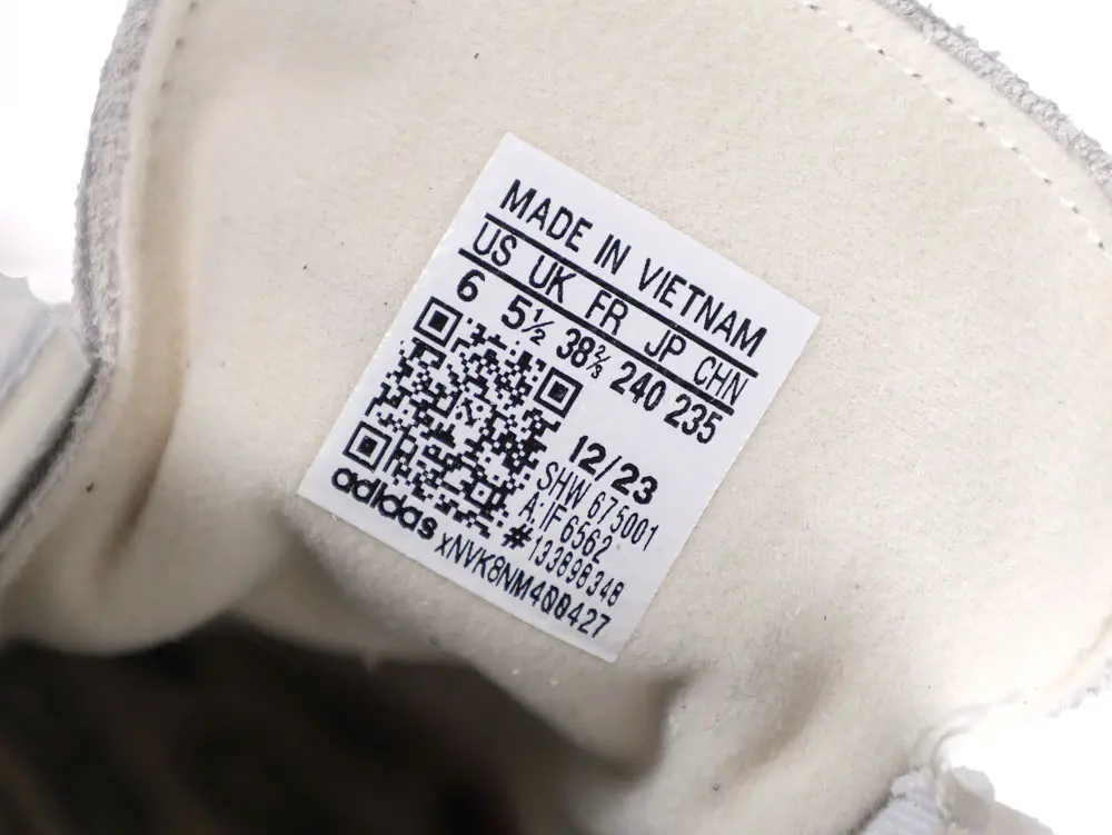 TbKicks Handball Spezial Aluminum Core Black