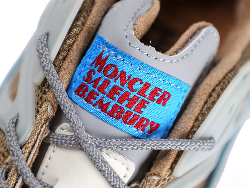 Trailgrip Amoeba Orange Sneakers